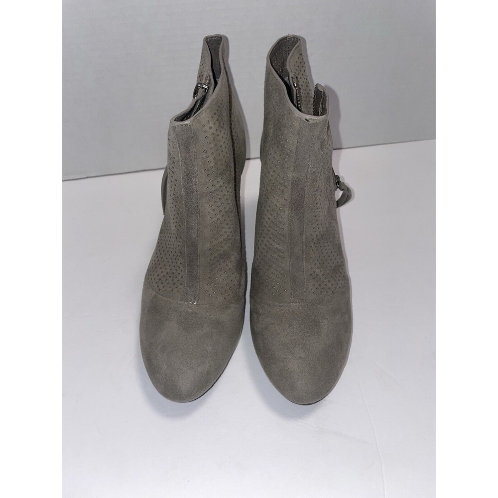 Johnston & Murphy® Women's Suede Perforated Cap Toe Booties in Grey Size 7.5 - Picture 2 of 10